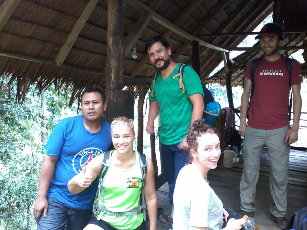 Orangutantreksumatra & Lovely Jungle Lodge Only Book If You Are Treking With Us Букит-Лаванг Номер фото