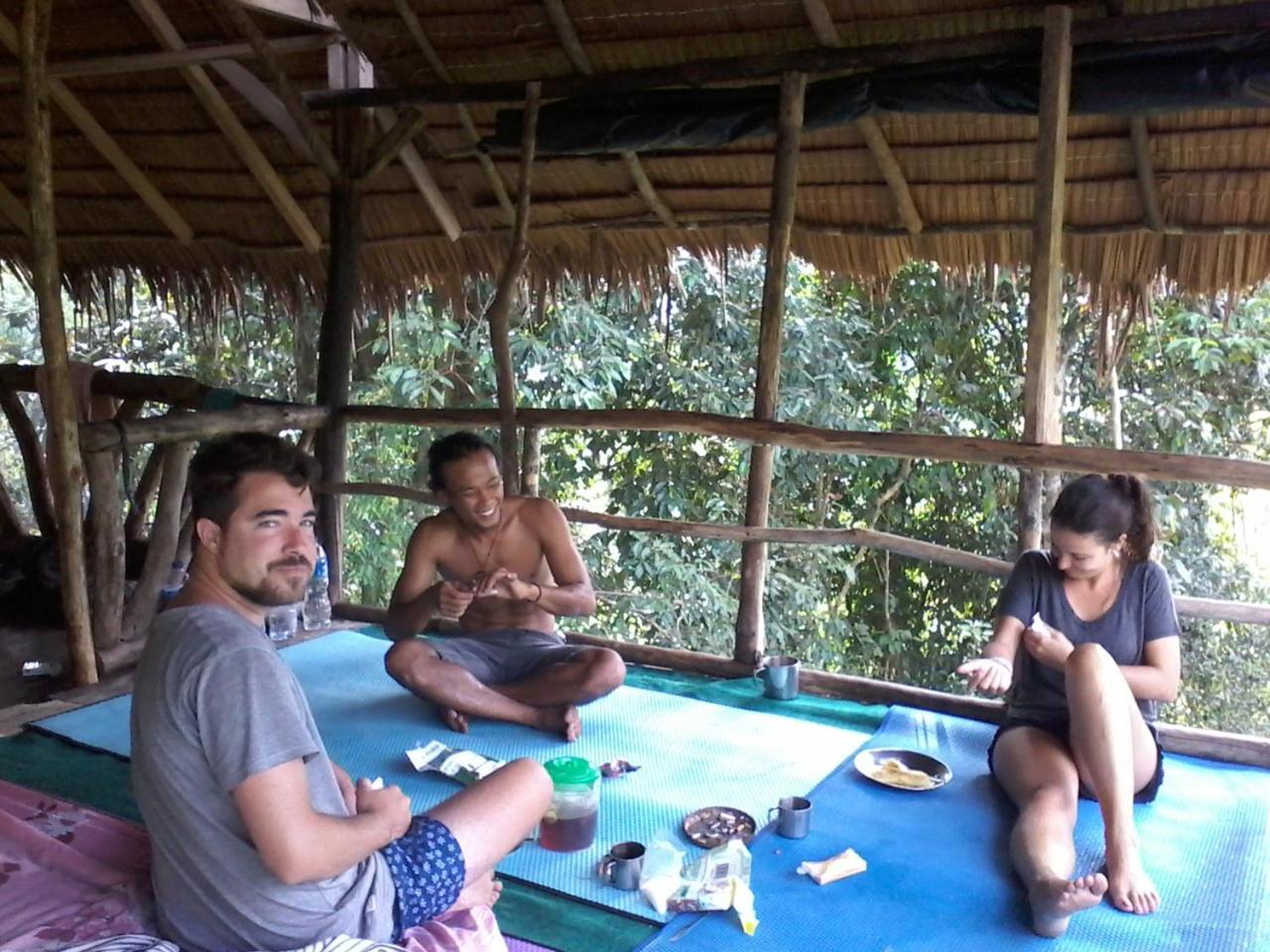 Orangutantreksumatra & Lovely Jungle Lodge Only Book If You Are Treking With Us Букит-Лаванг Номер фото